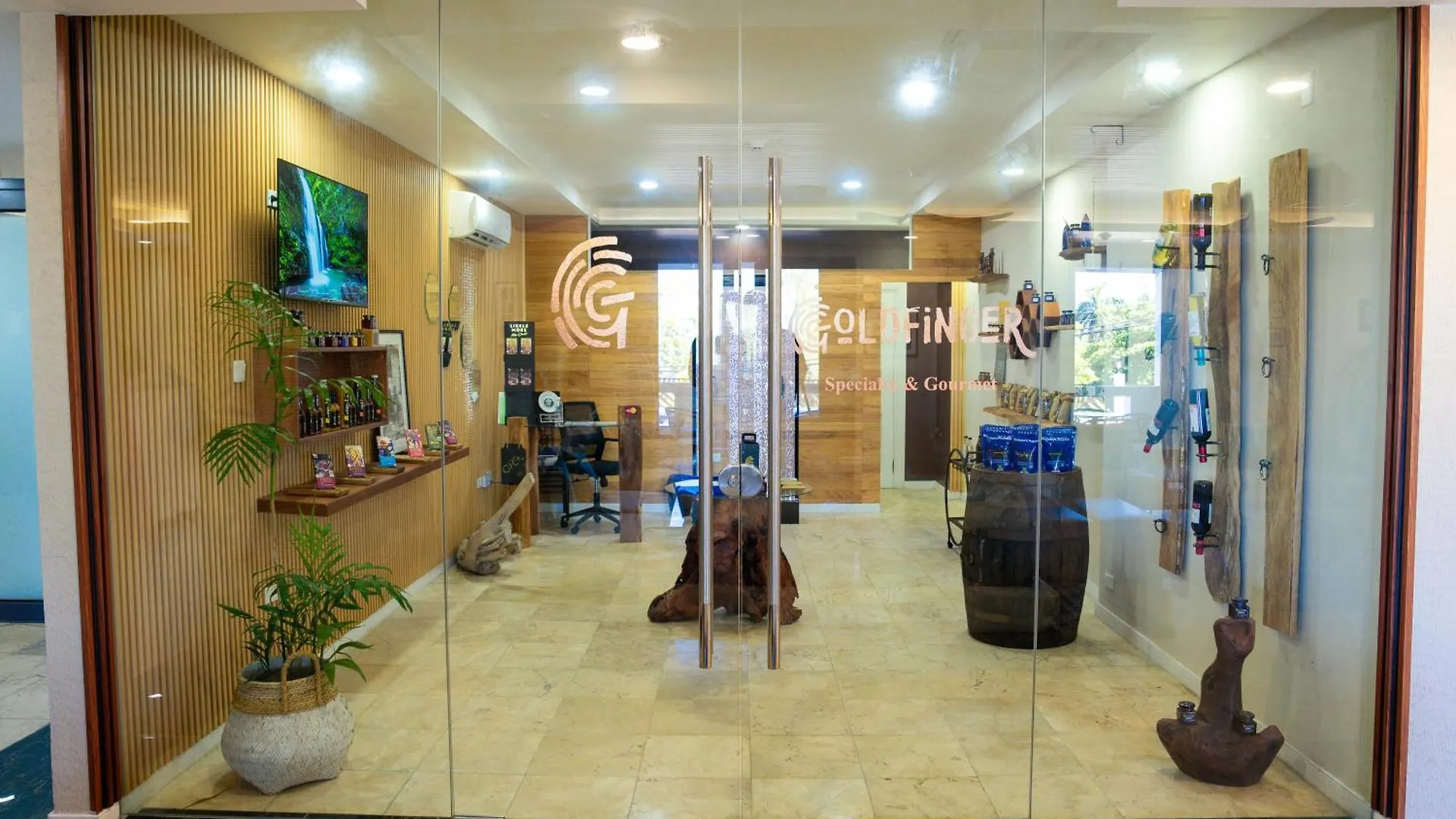 מונטגו ביי Hotel 39 Jamaica 3*, מונטגו ביי